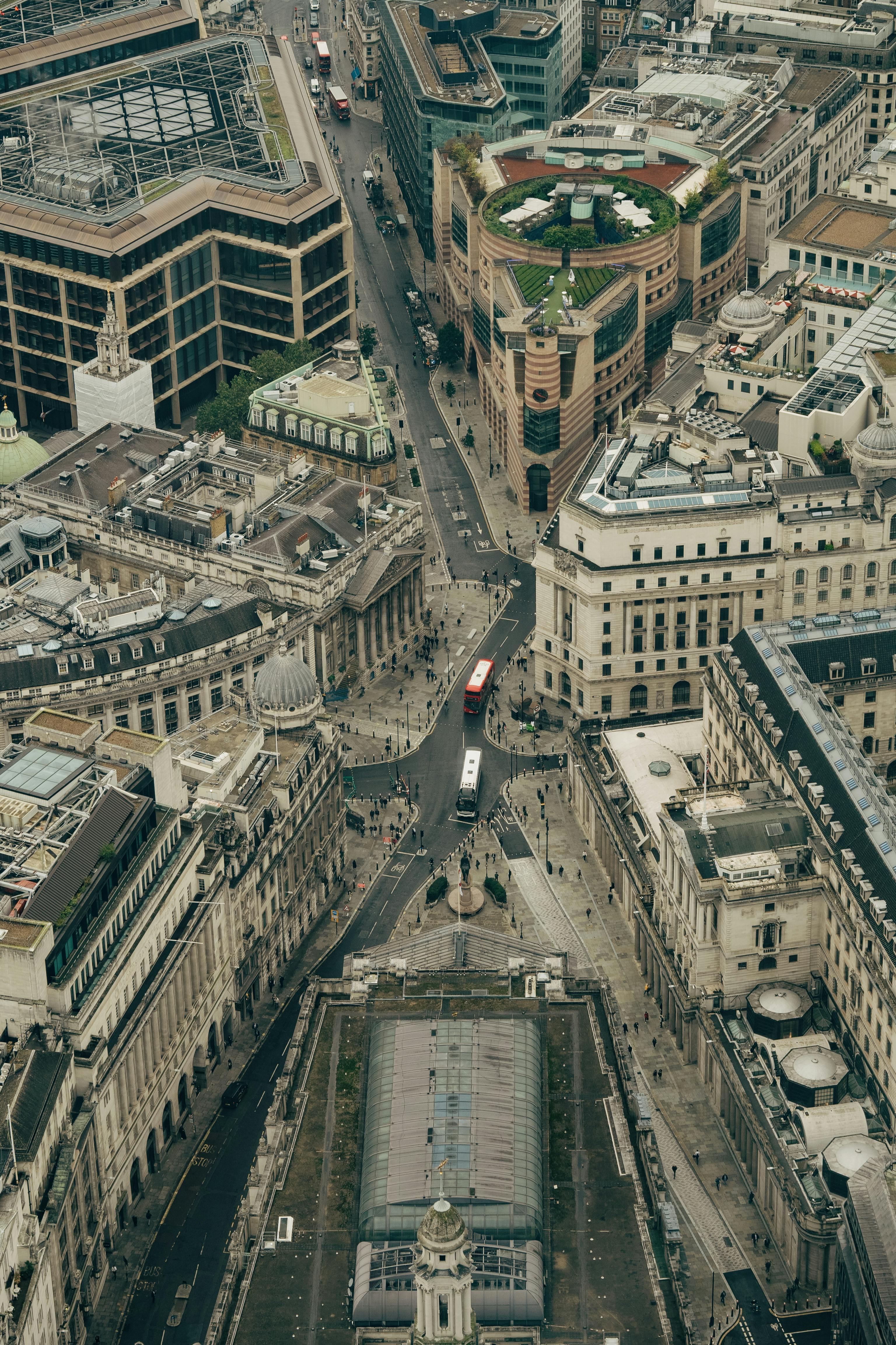 London Iconic Destinations cityscape skyline architecture streets